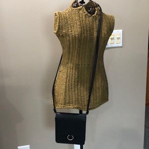 Small black purse. 7” x 6 1/2 wide